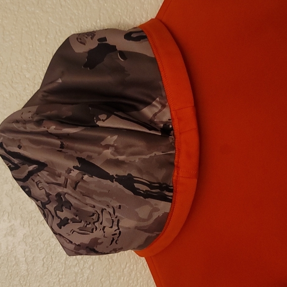 Under Armour Hoodie Youth Size Large Neon Orange and Camo - Picture 9 of 10
